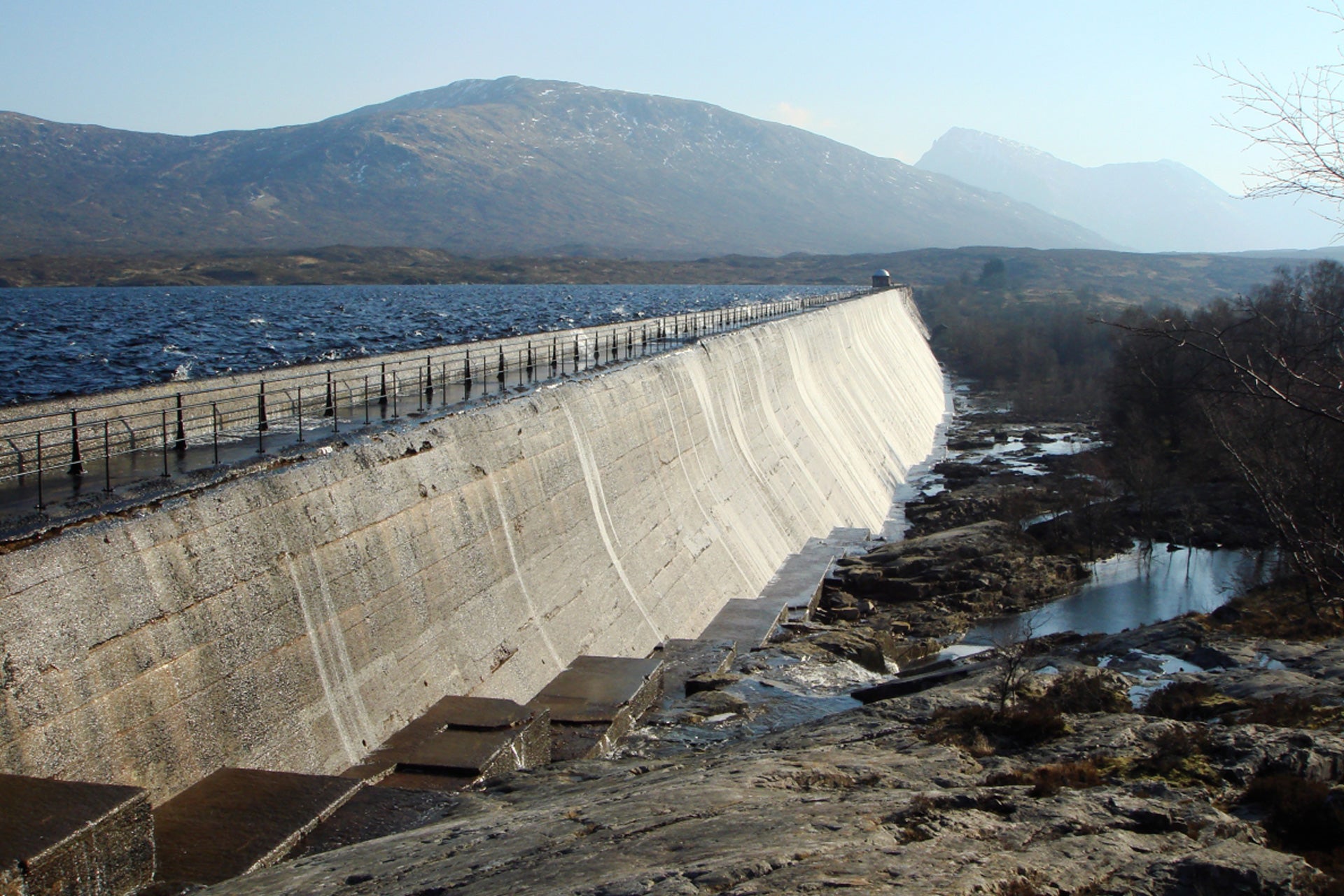High-Performance Water Flow Control Valves – Distributed & Installed Across the UK & Ireland